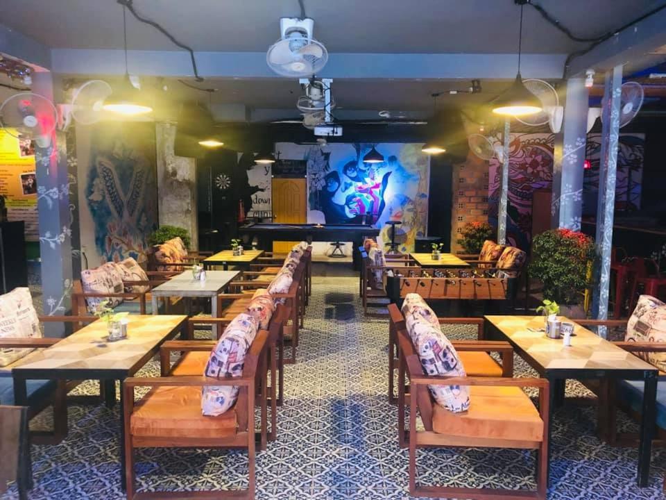 Route 66 Music Restaurant & Hostel Сиемрип Экстерьер фото